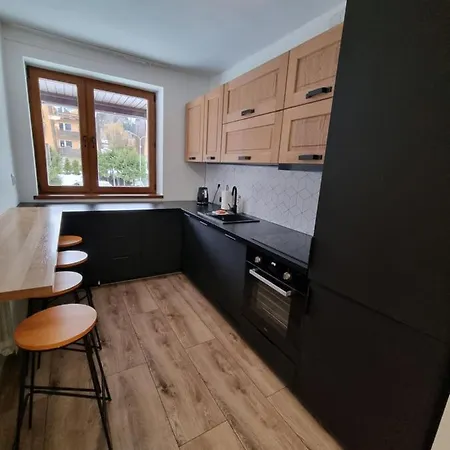 Klasyczny Z Widokiem Na Giewont Apartmán *